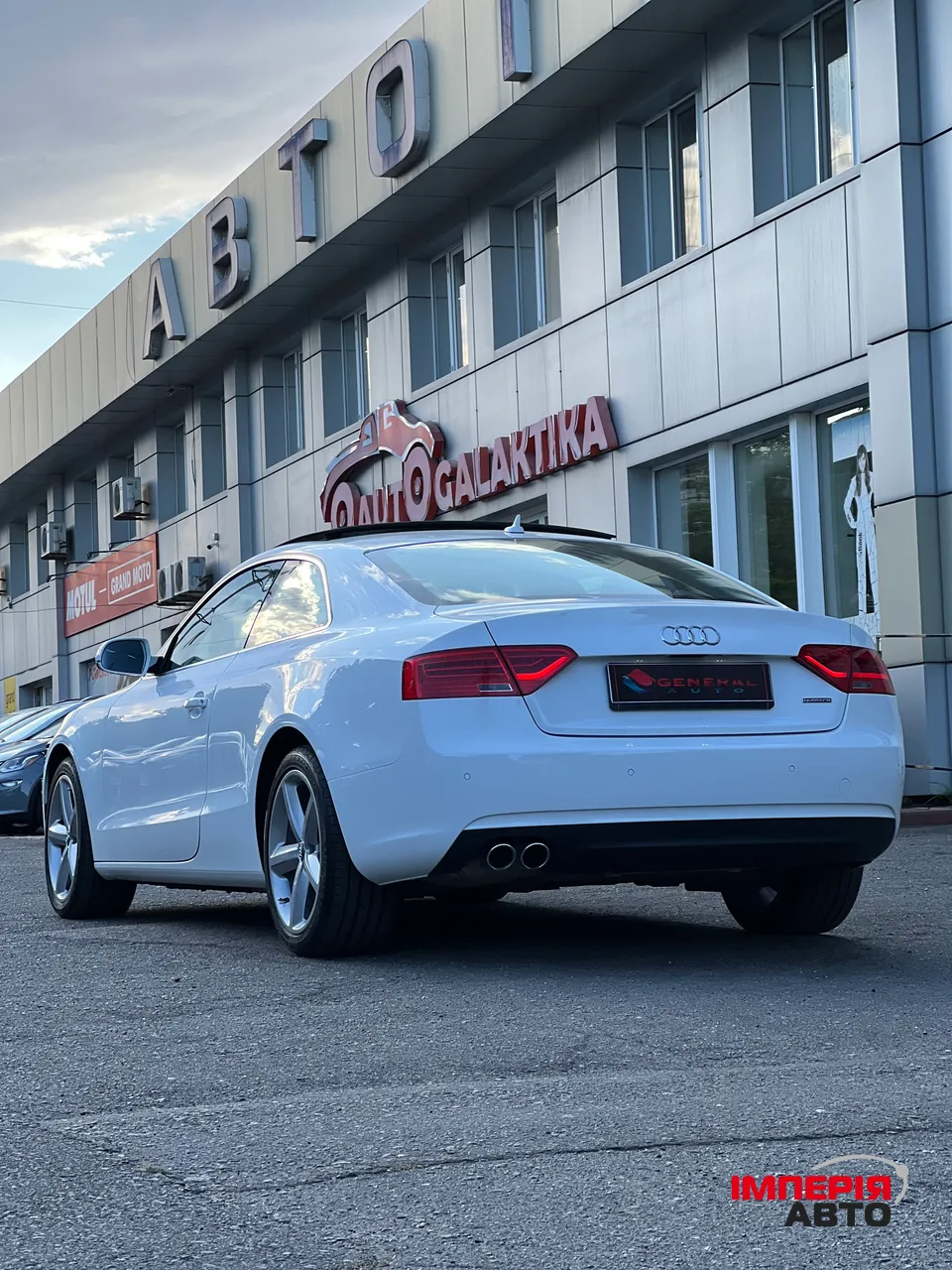 Audi A5 - фото 6