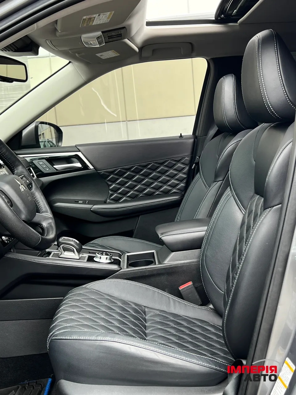 Mitsubishi Outlander - фото 14