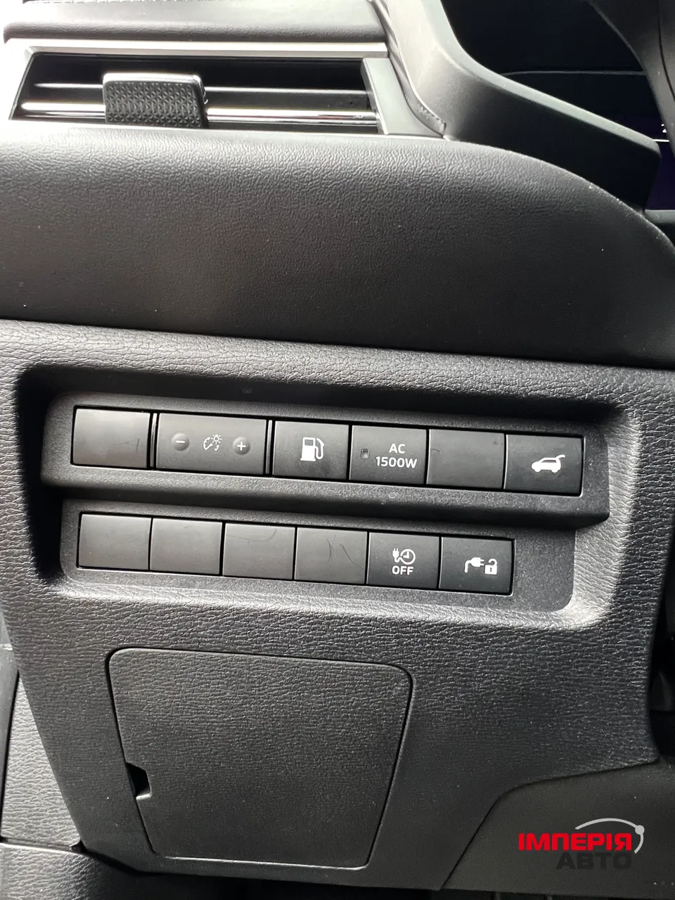 Mitsubishi Outlander - фото 16