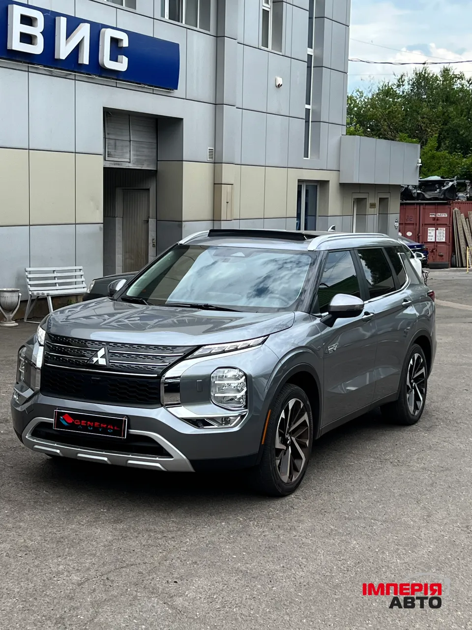 Mitsubishi Outlander - фото 4