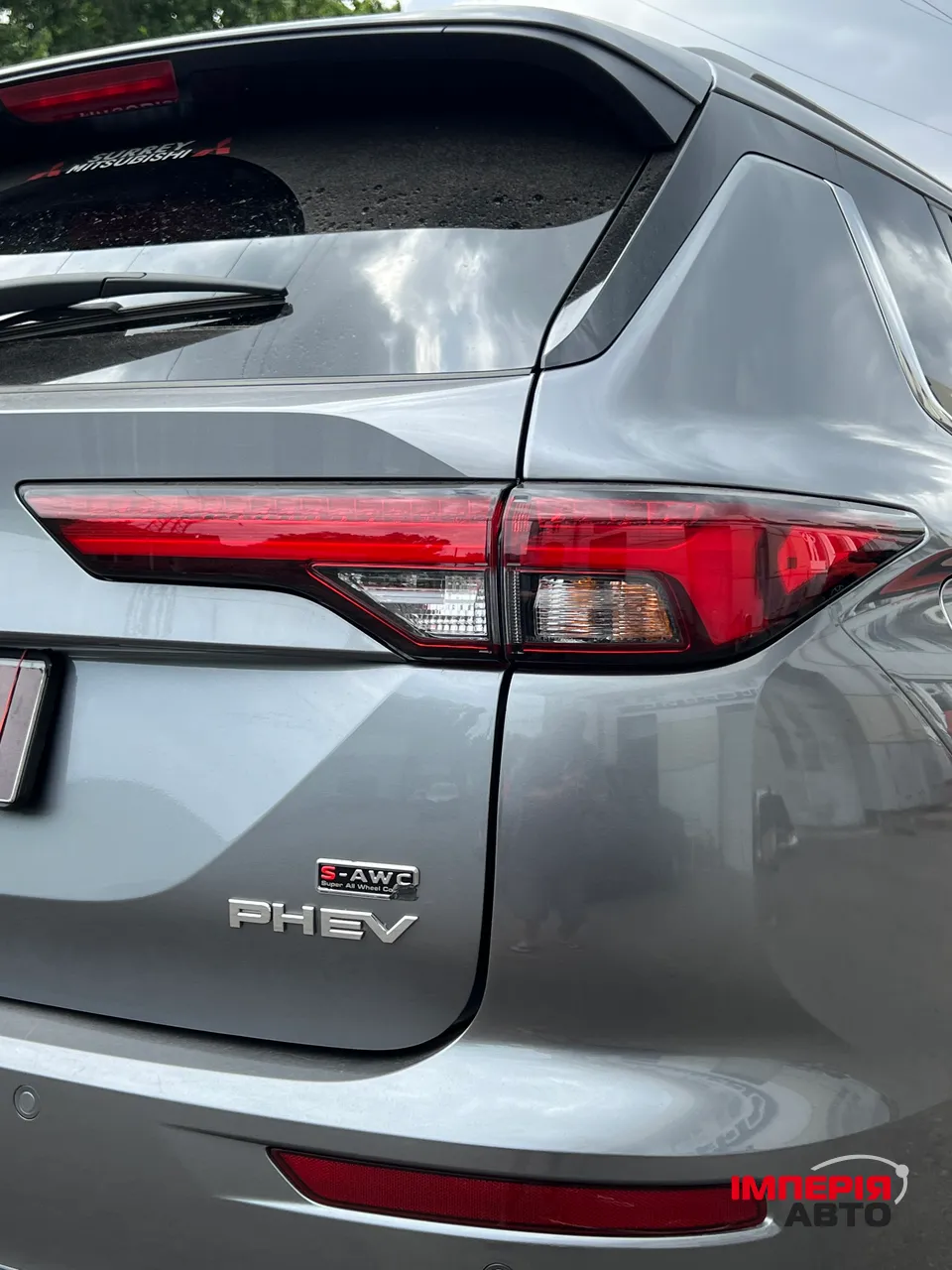 Mitsubishi Outlander - фото 11