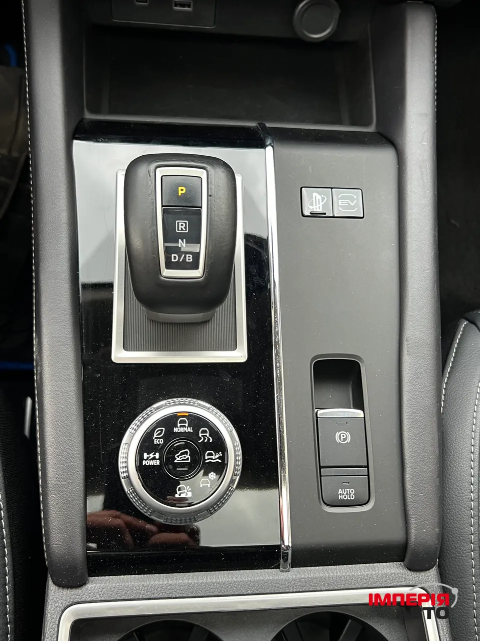 Mitsubishi Outlander - фото 30