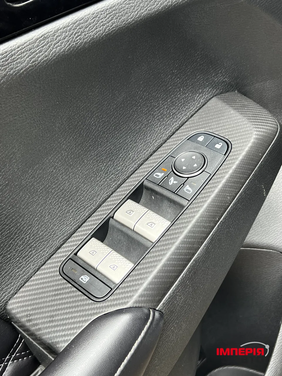 Mitsubishi Outlander - фото 24