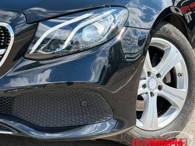 Mercedes-Benz E-Класс - фото 3
