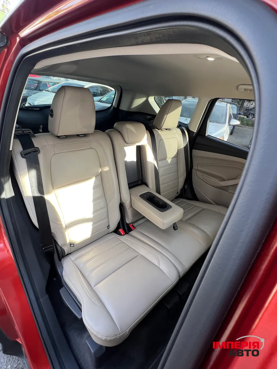 Ford Escape - фото 24