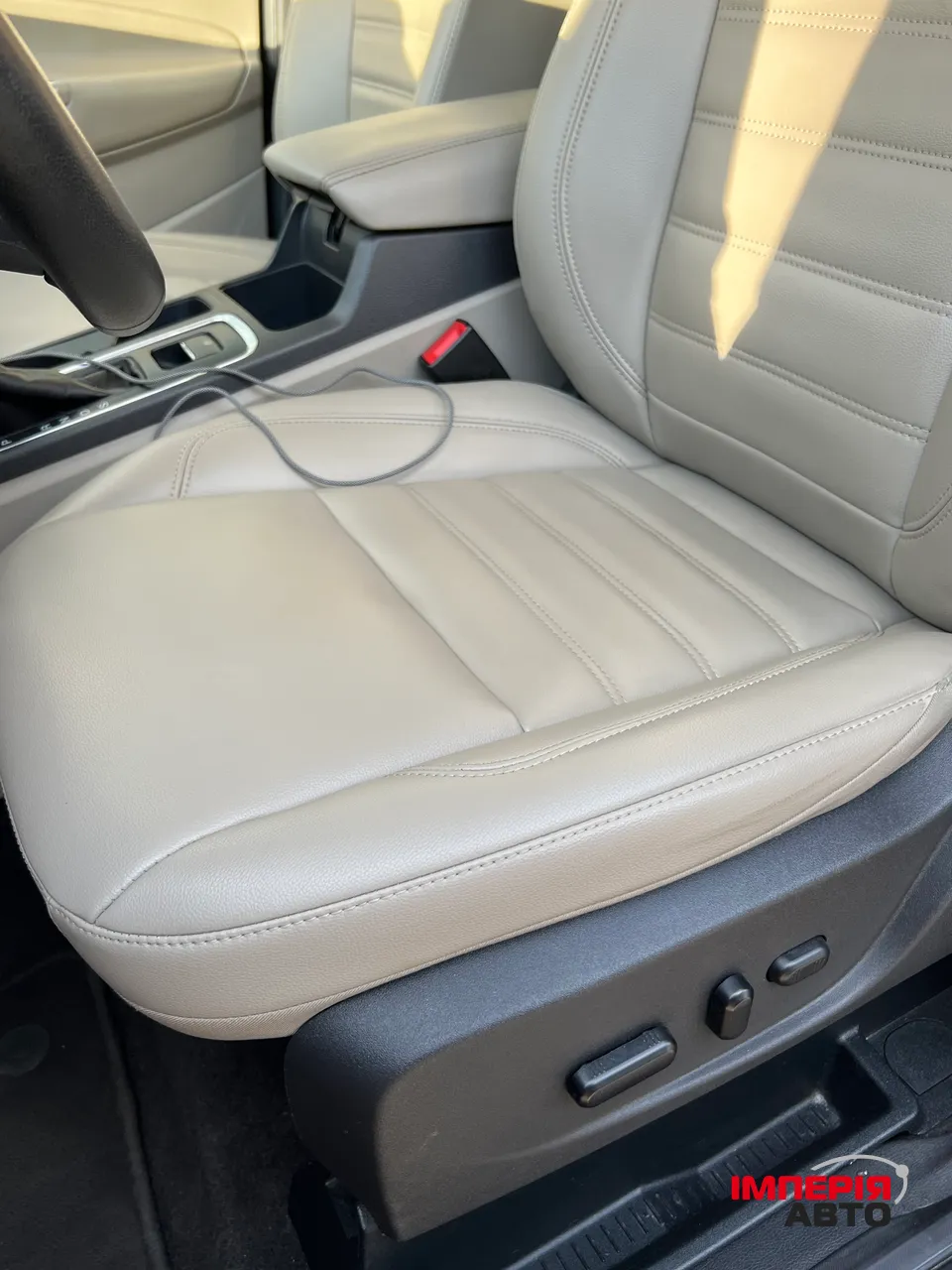 Ford Escape - фото 19