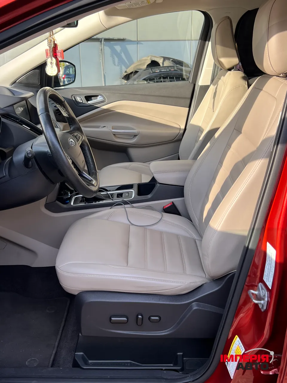 Ford Escape - фото 16