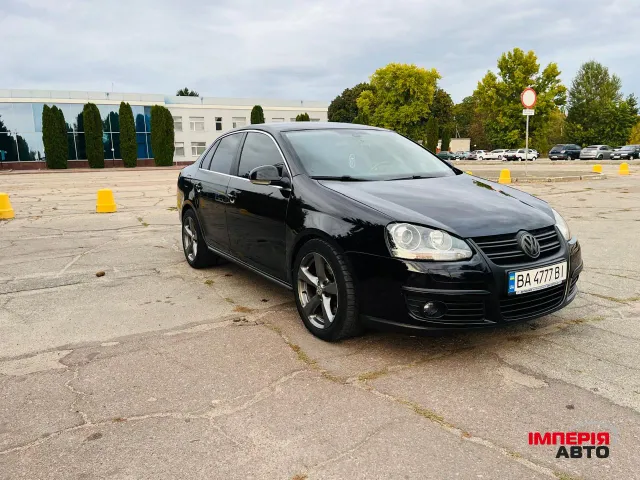 Volkswagen Jetta - фото 4