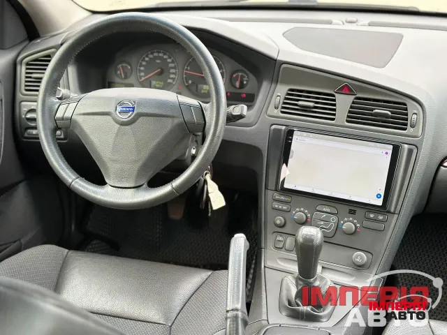 Volvo S60 - фото 2