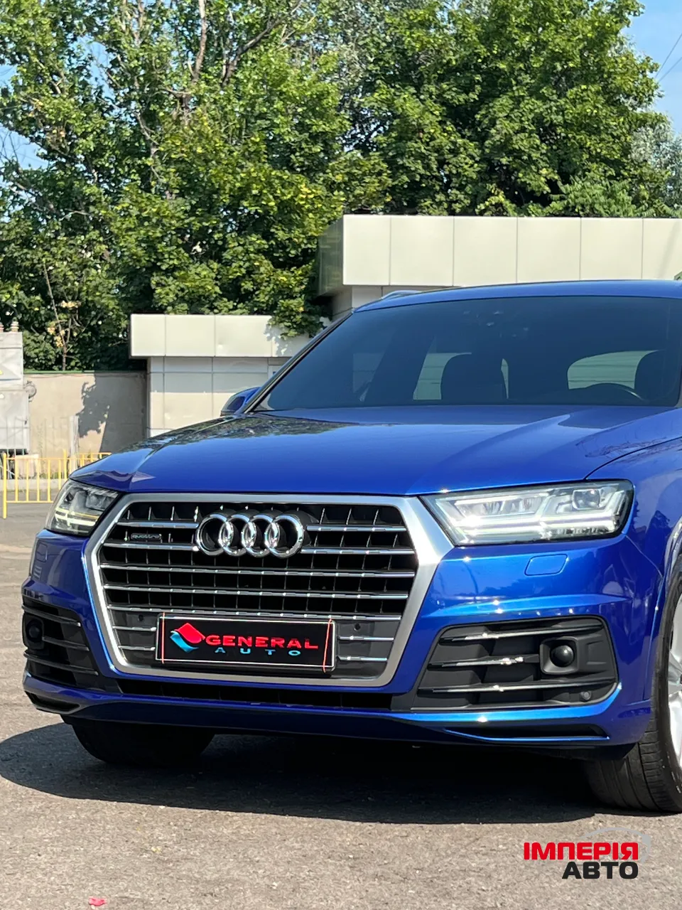 Audi Q7 - фото 7