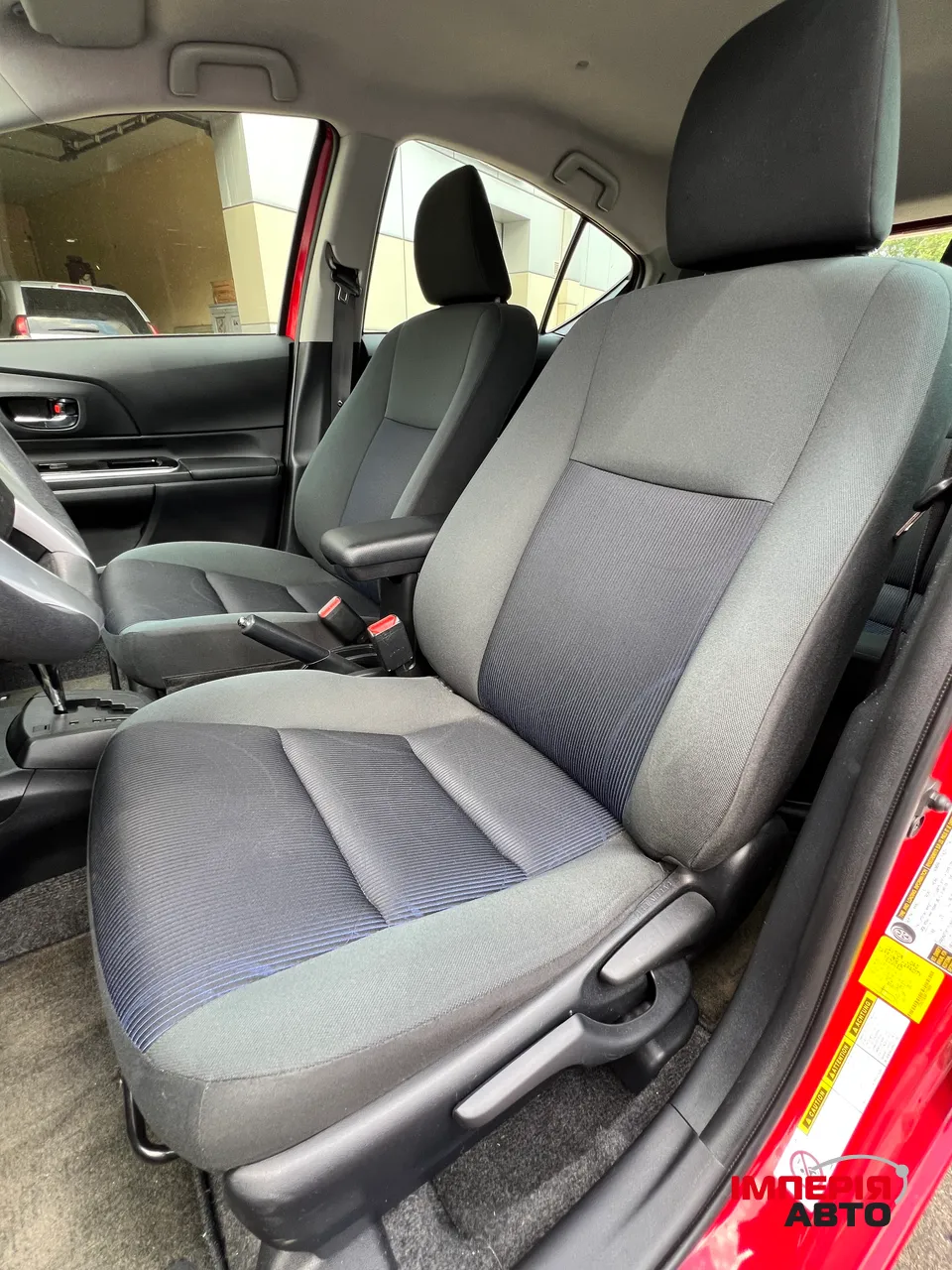 Toyota Prius c - фото 17