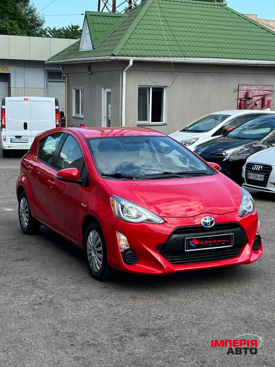 Toyota Prius c - фото 8
