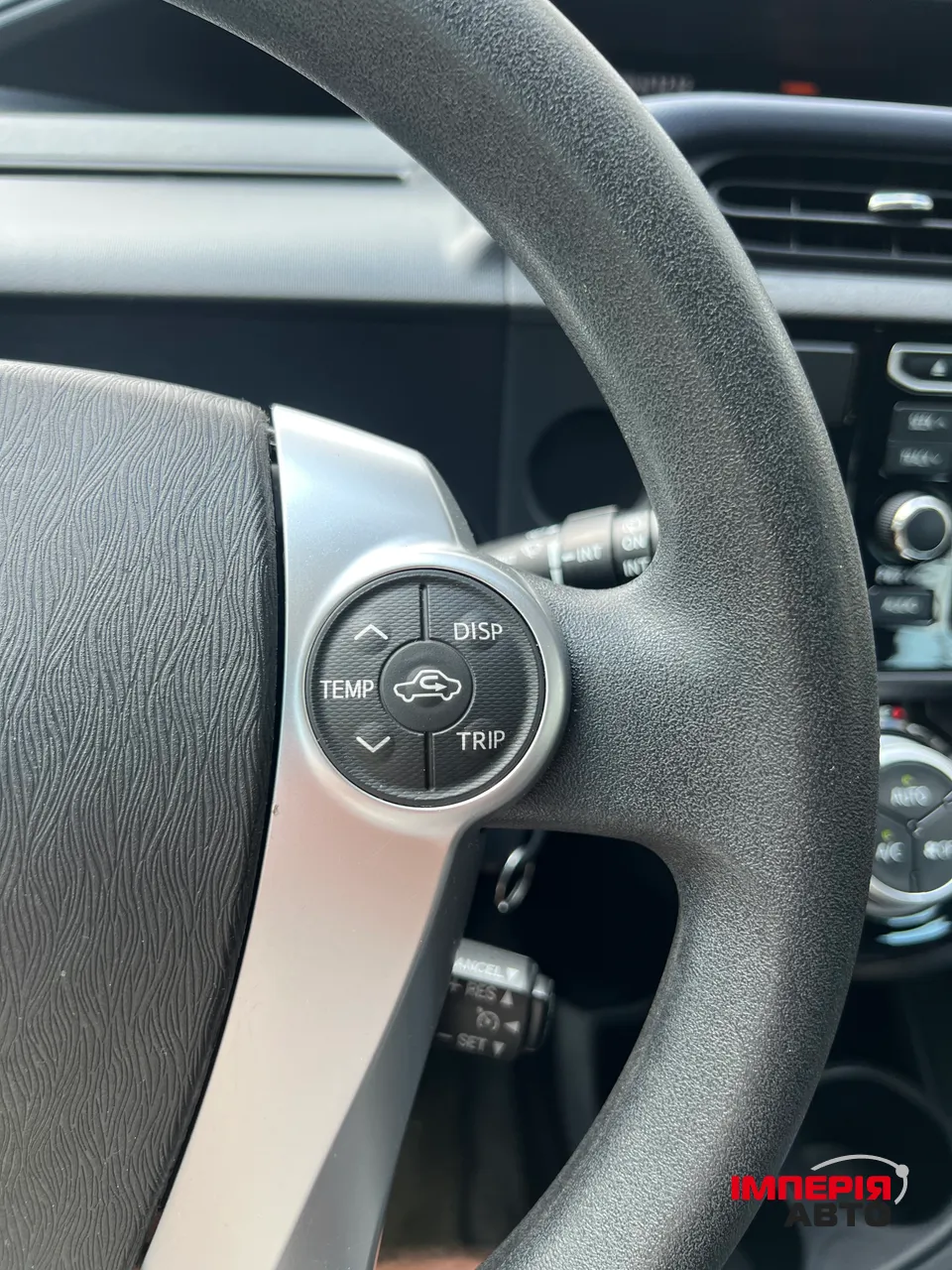 Toyota Prius c - фото 20