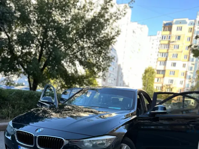 BMW 3 серії - фото 1