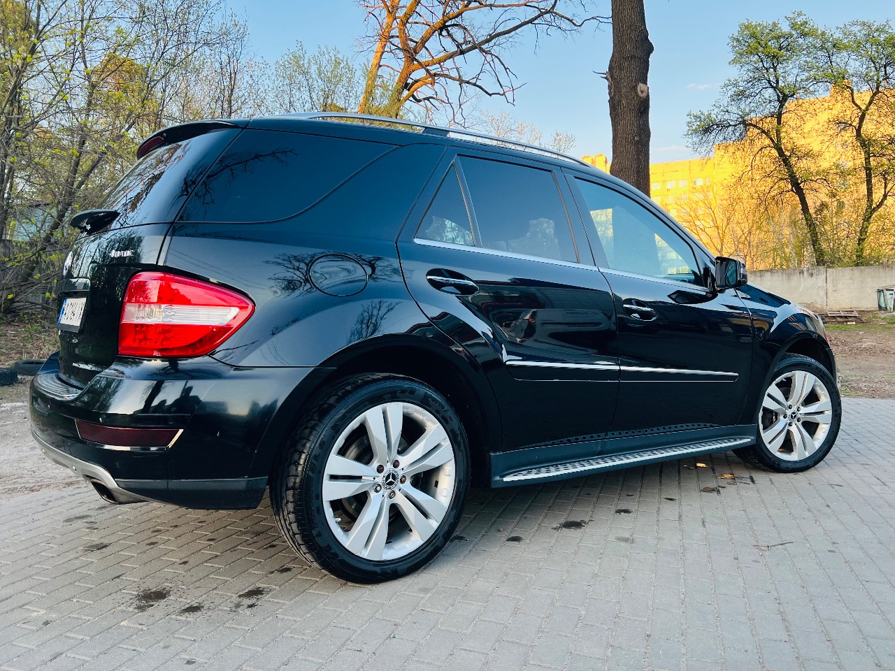 Mercedes-Benz M-Класс - фото 13