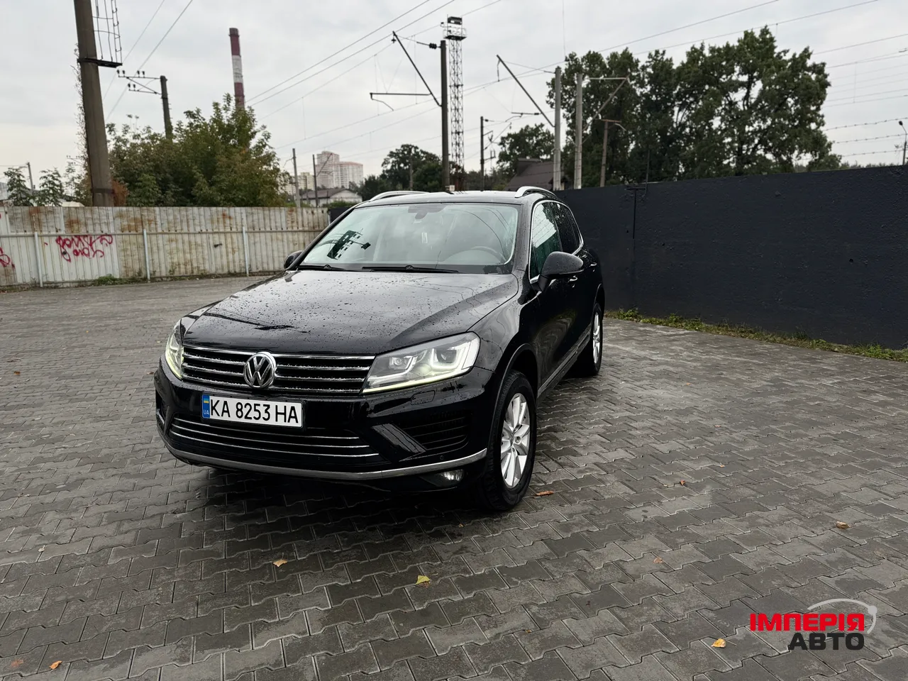 Volkswagen Touareg - фото 2
