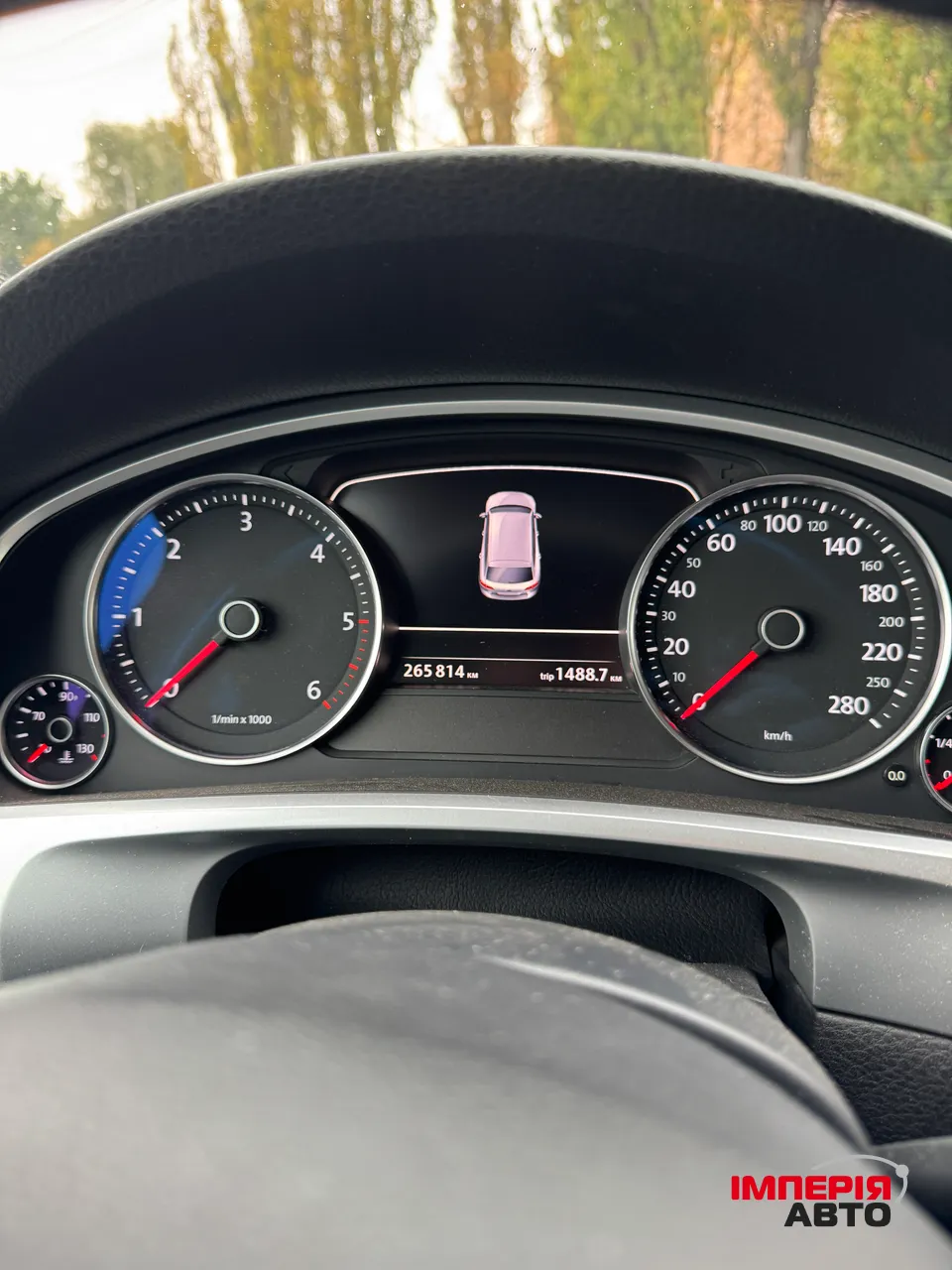 Volkswagen Touareg - фото 11