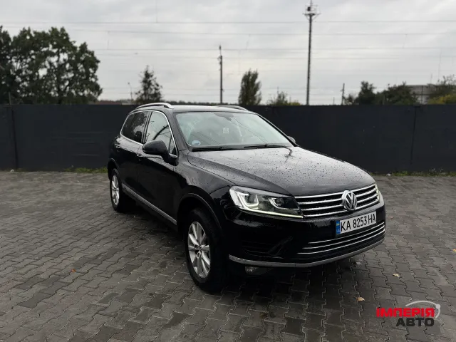 Volkswagen Touareg - фото 5