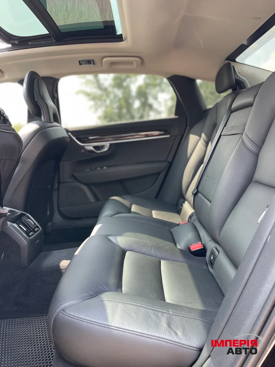 Volvo S90 - фото 12