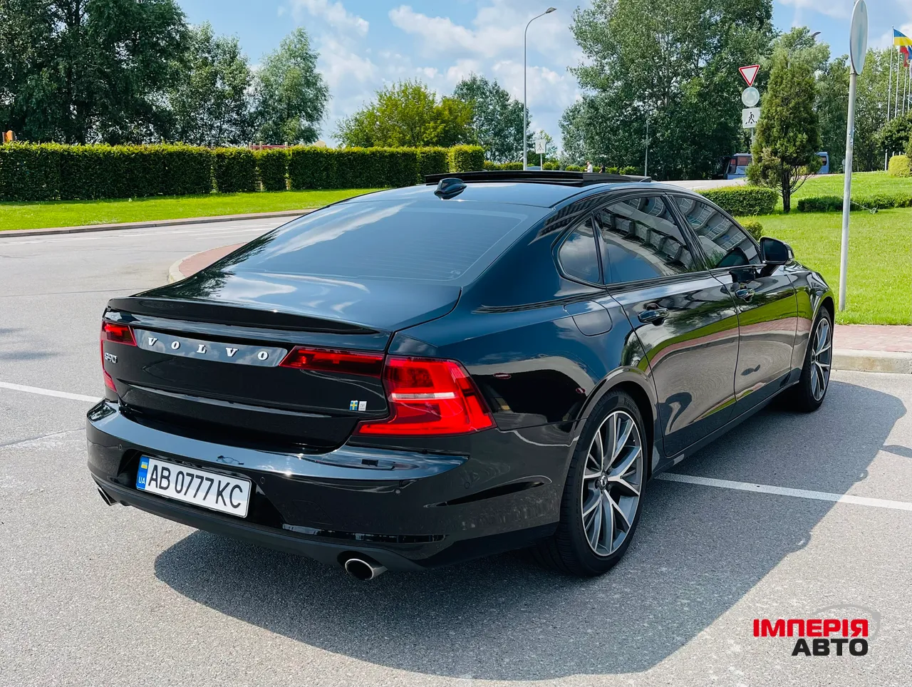 Volvo S90 - фото 2