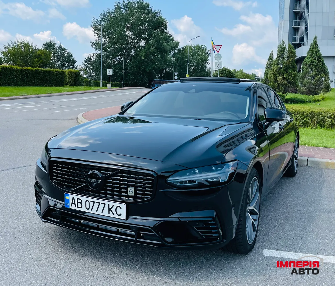 Volvo S90 - фото 1