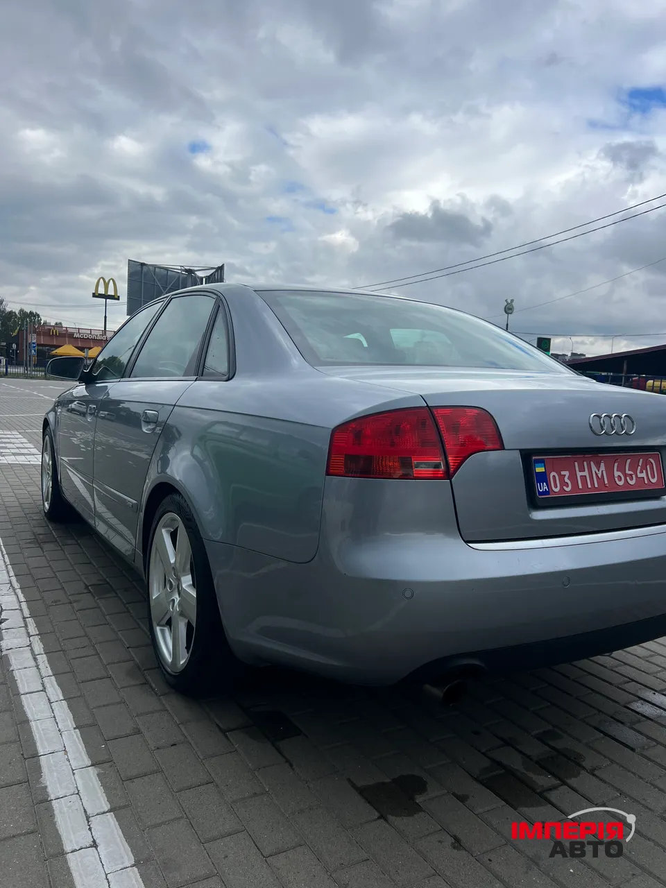 Audi A4 - фото 6