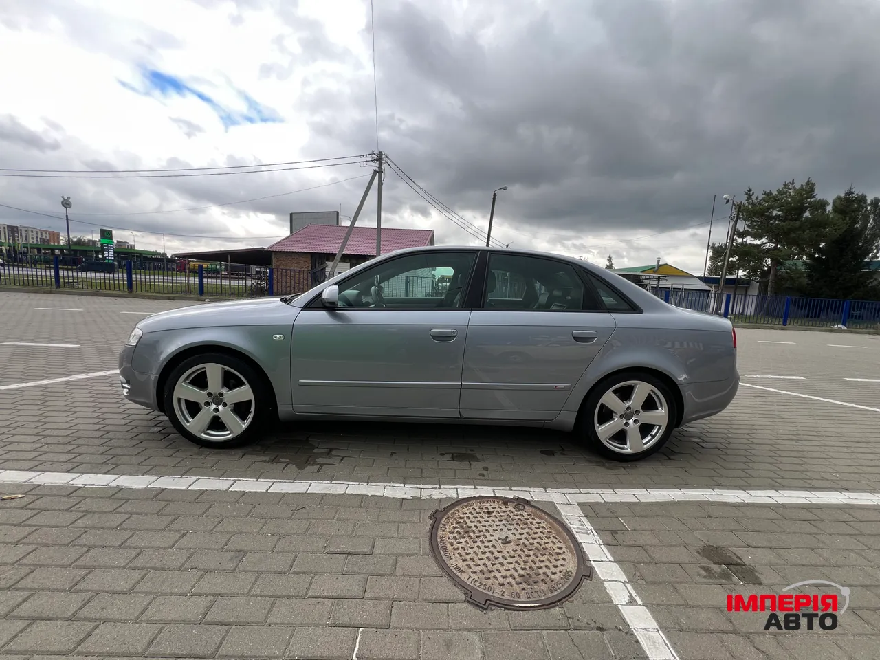 Audi A4 - фото 14