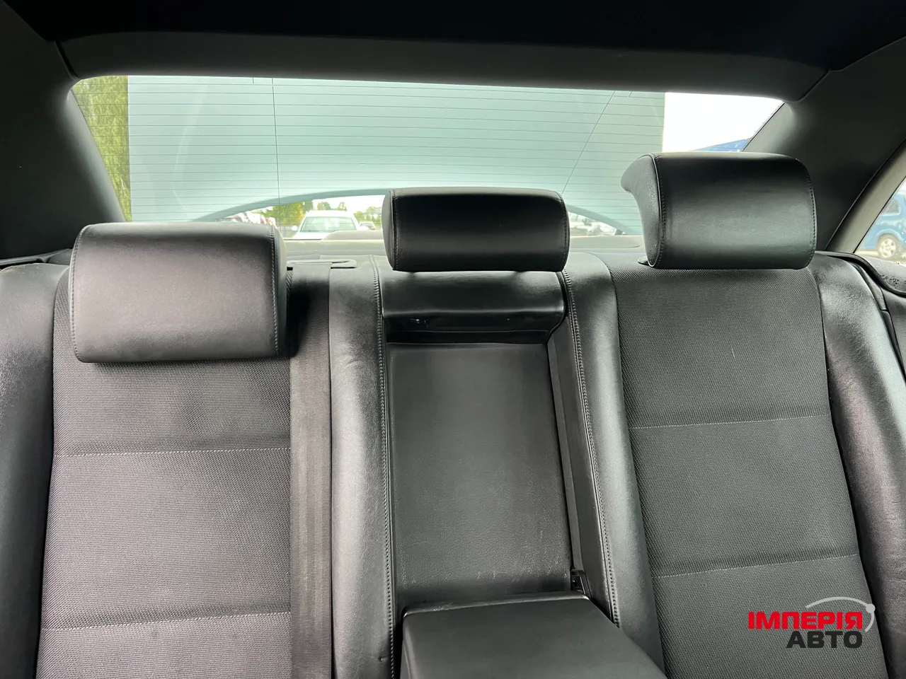 Audi A4 - фото 23