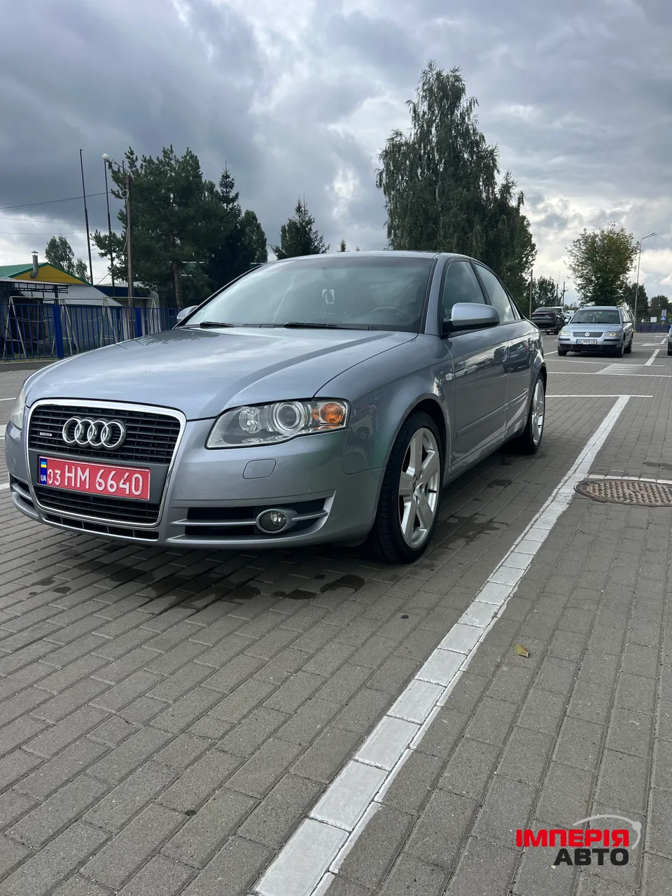 Audi A4 - фото 1