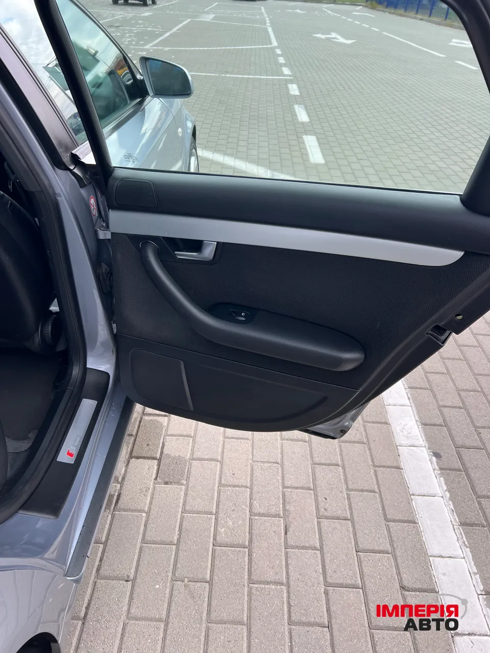 Audi A4 - фото 20