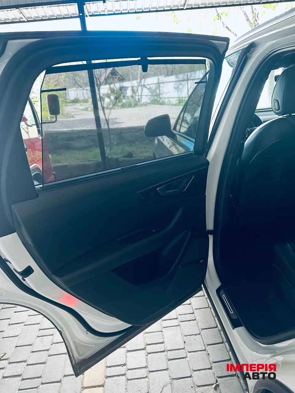Audi Q7 - фото 18