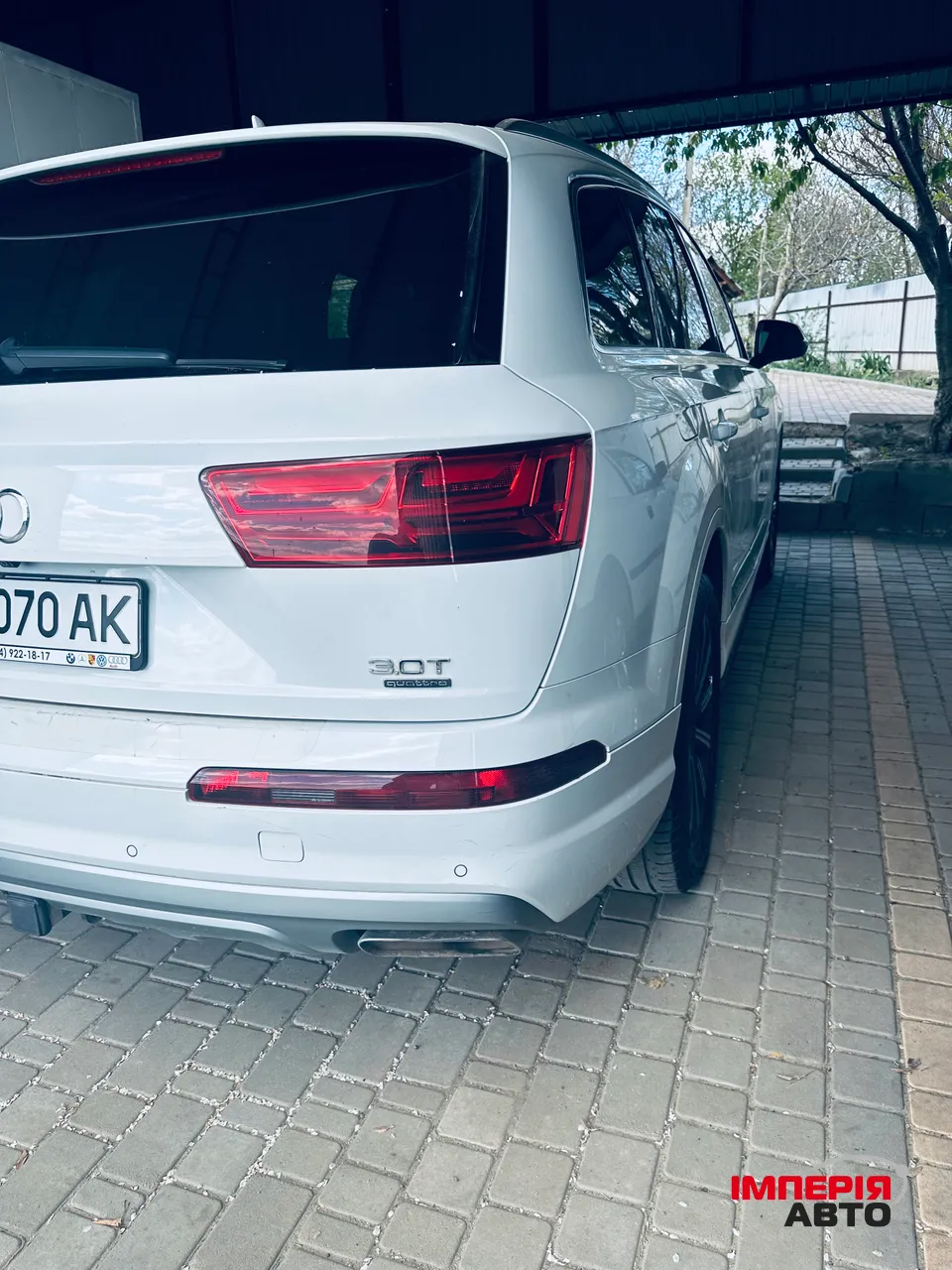 Audi Q7 - фото 4