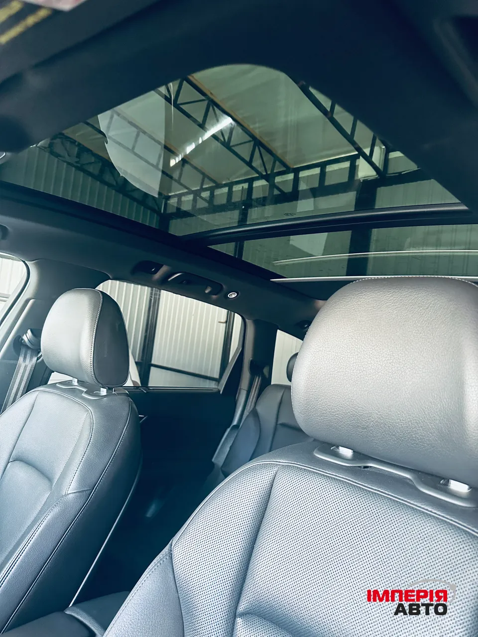 Audi Q7 - фото 9