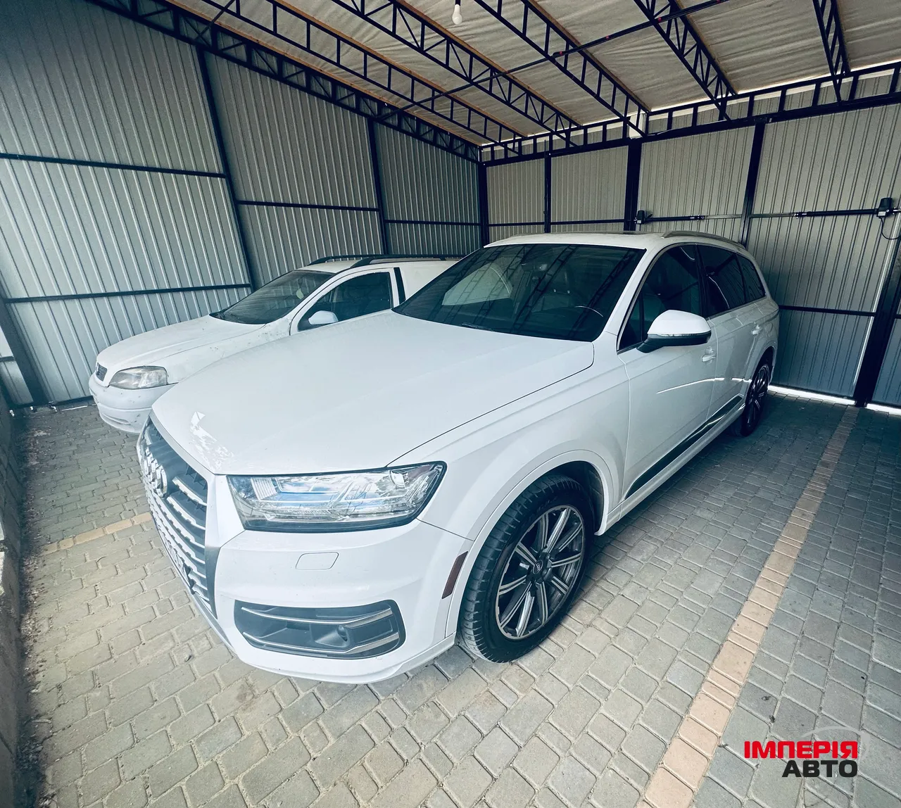 Audi Q7 - фото 5