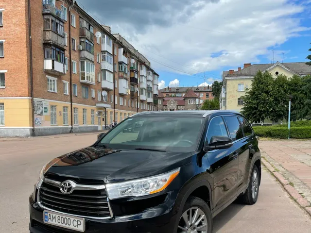 Toyota Highlander - фото 4