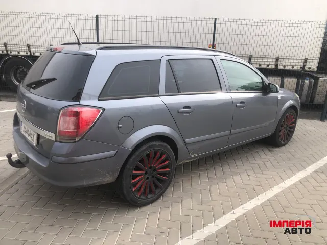 Opel Astra - фото 3