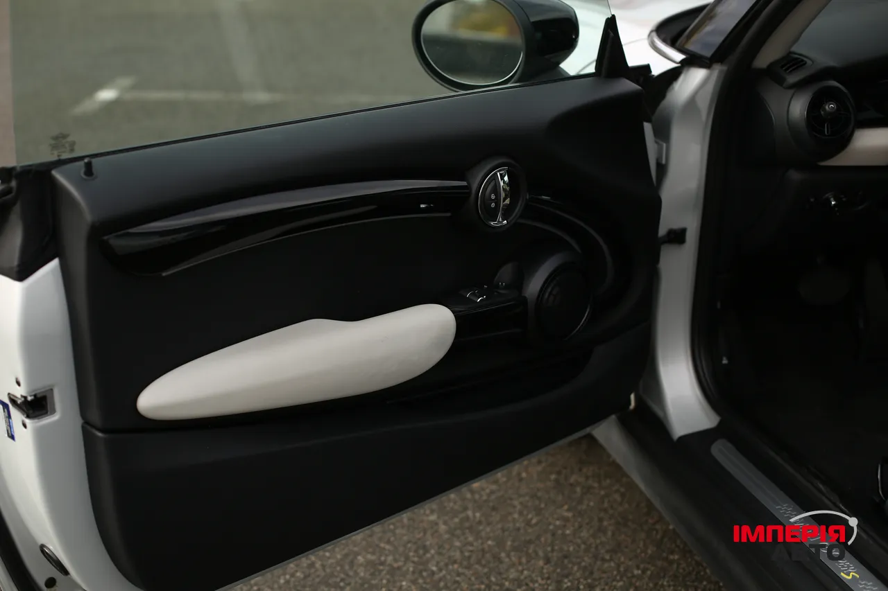 Mini Hatch - фото 11