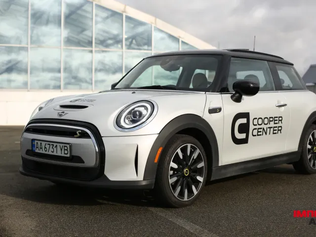 Mini Hatch - фото 1