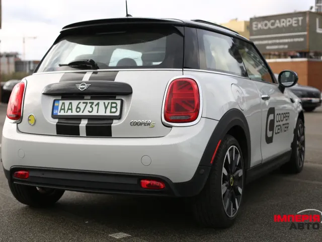 Mini Hatch - фото 4