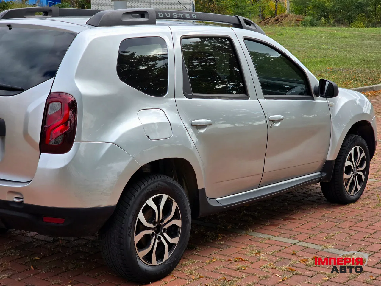 Renault Duster - фото 1