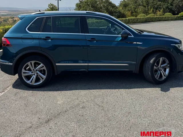 Volkswagen Tiguan - фото 3