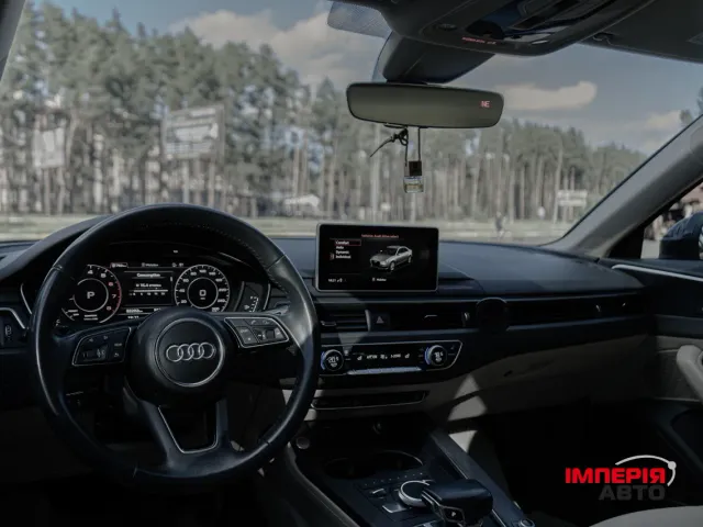 Audi A4 - фото 2