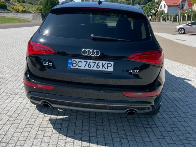 Audi Q5 - фото 5