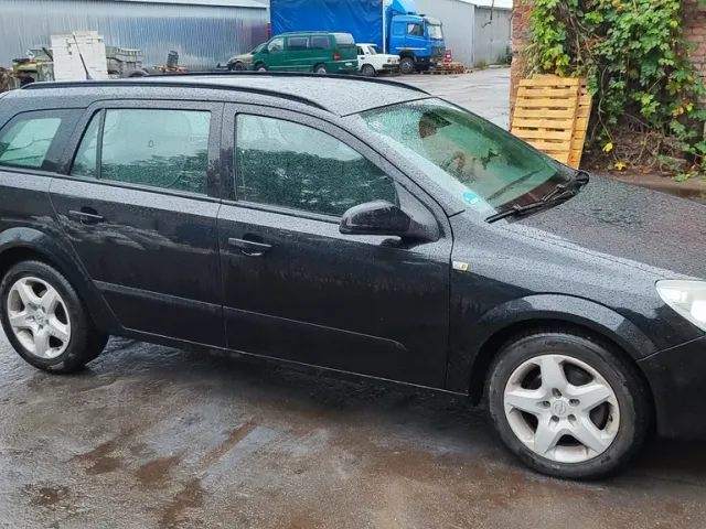 Opel Astra - фото 3