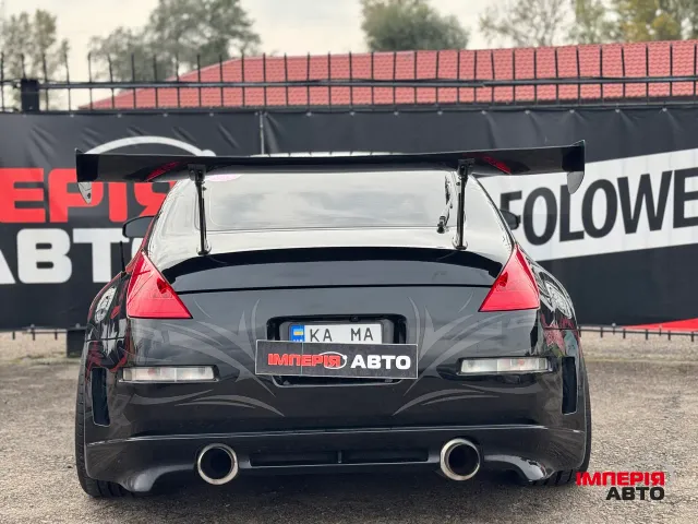 Nissan 350Z - фото 3