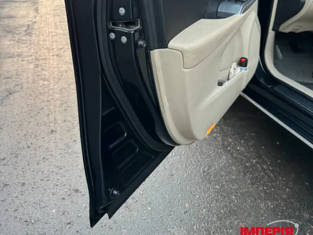 Toyota Camry - зображення 3