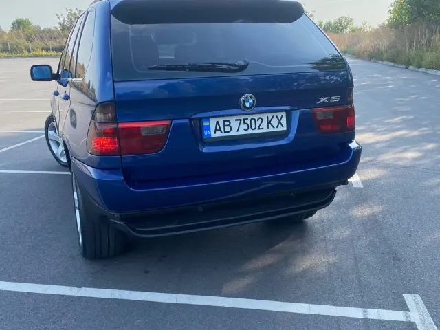 BMW X5 - фото 2