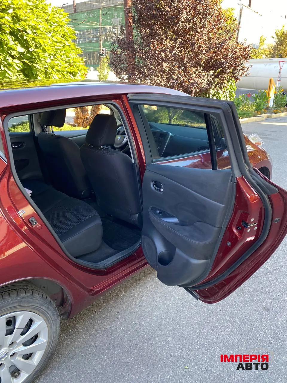 Nissan Leaf - фото 4