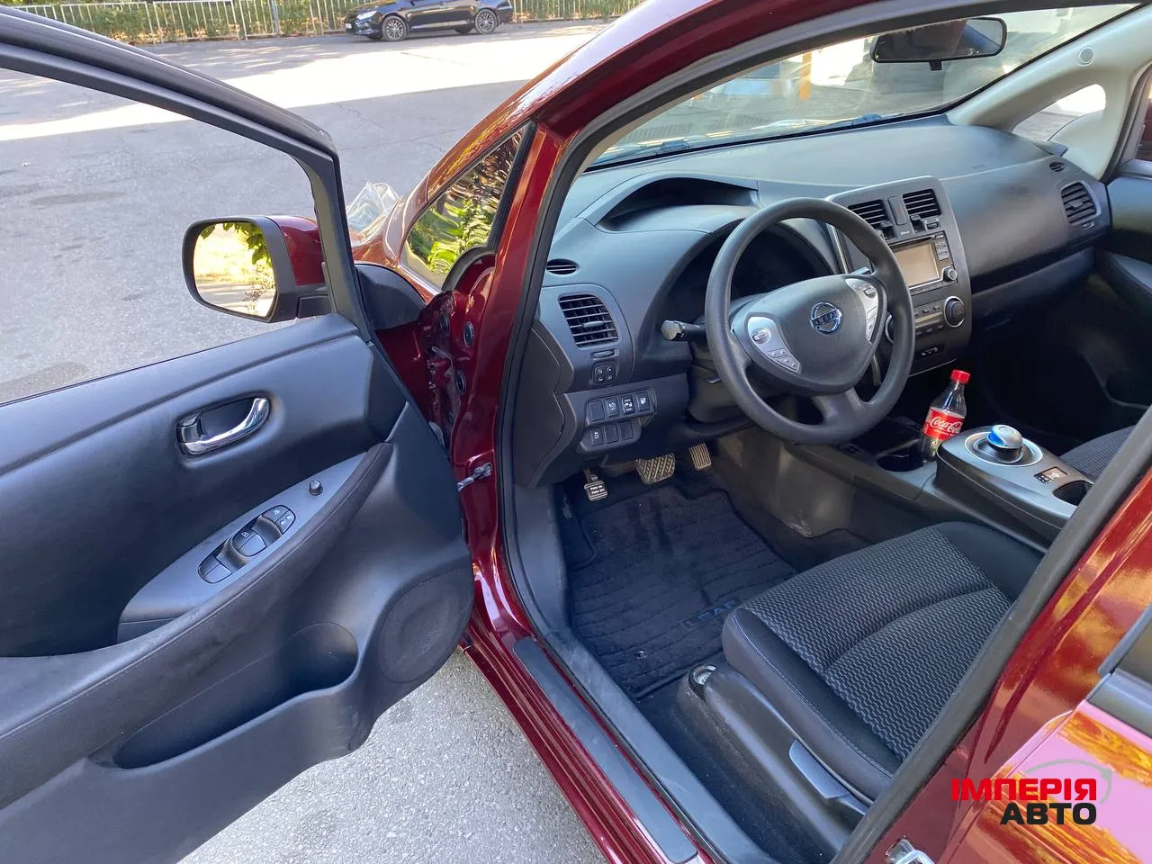 Nissan Leaf - фото 2