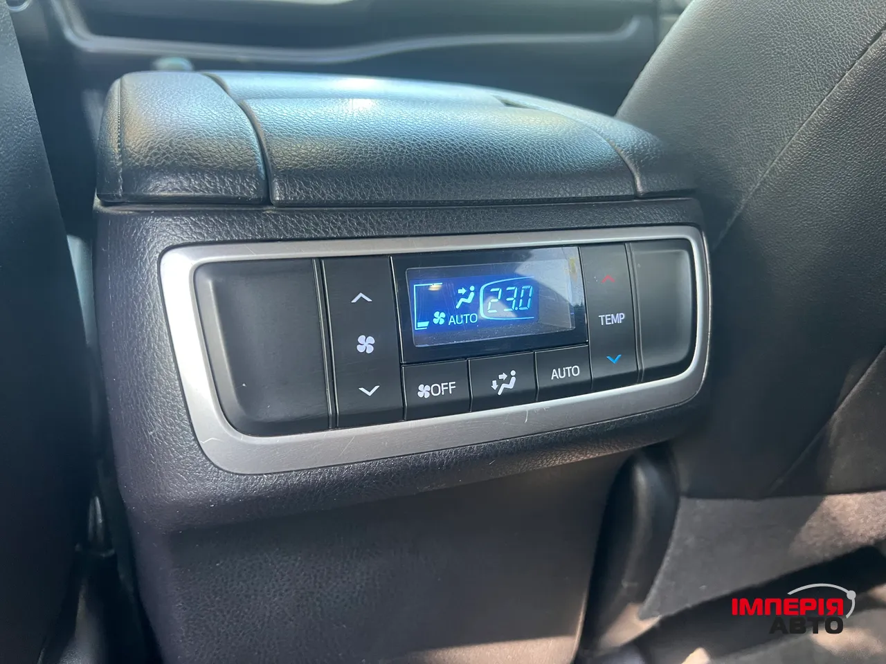 Toyota Highlander - фото 17